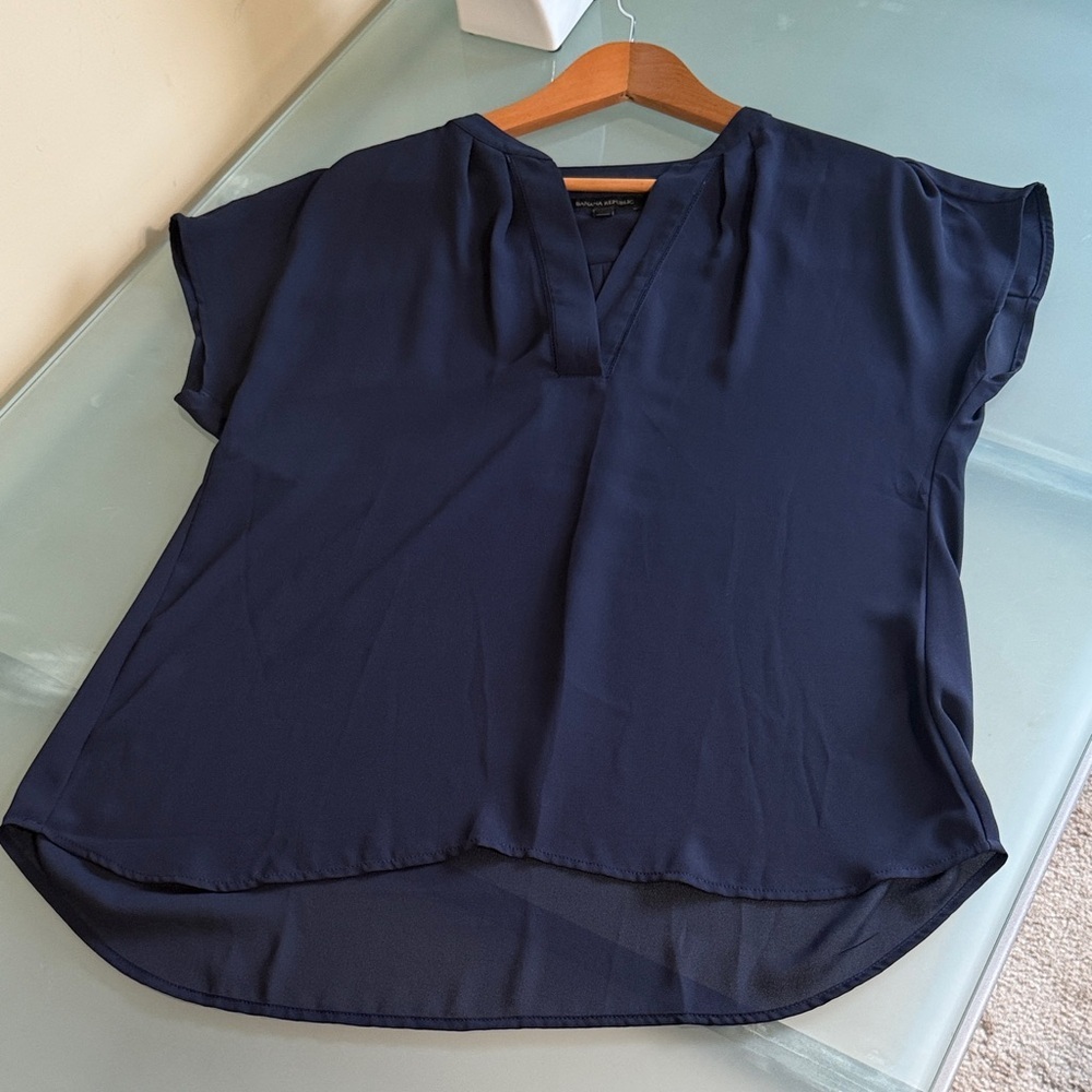 Banana Republic Blouse Banana Republic V-neck Cap Sleeve Blouse Navy Petite L